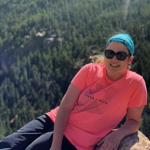 Meet your Posher, Danielle